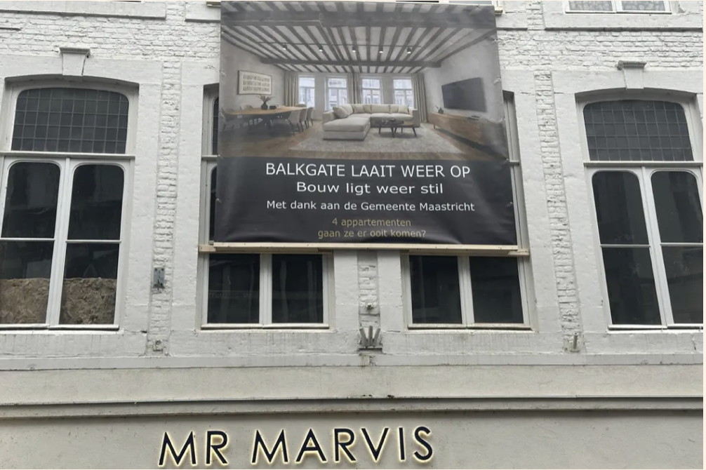 Monumentenbeleid, Welstand en ambtenaren houden stad in houdgreep