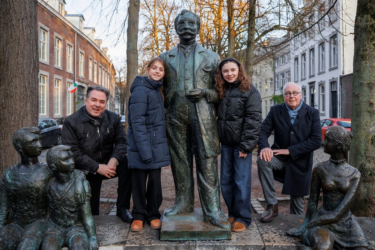 Twee Mestreechter meidskes worden Annie