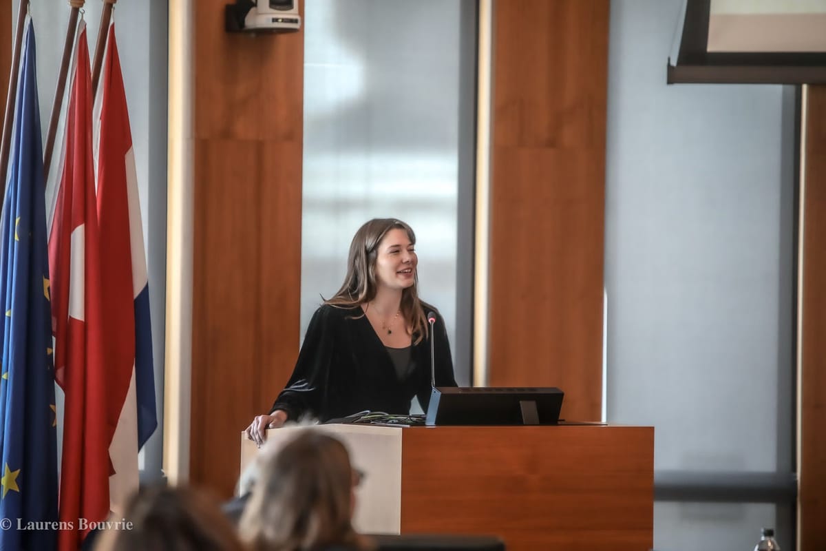 Hoe kan het vertrouwen in de politiek weer toenemen?