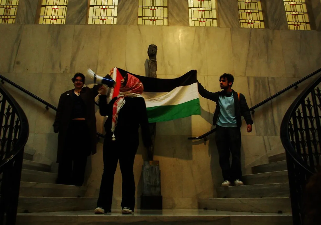 "UM onredelijk monster", zegt Free Palestine