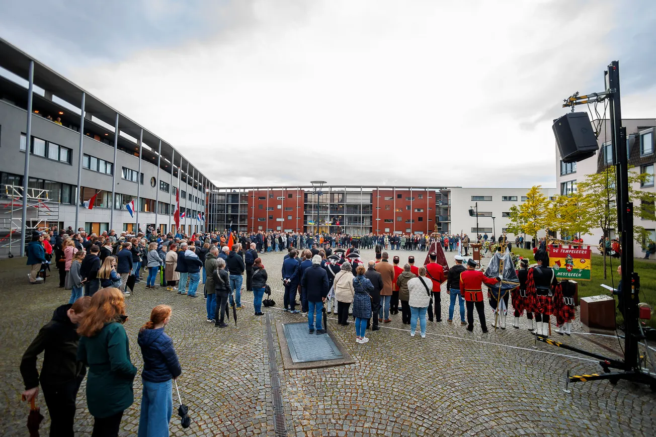 Meerderheid wil dodenherdenking alleen op Koningsplein