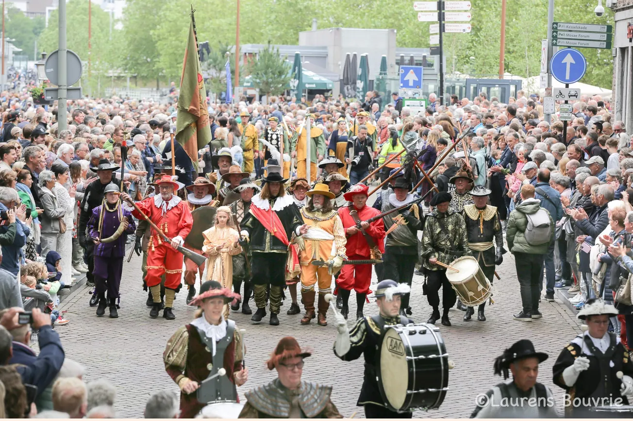 Reuzenstoet krijgt nog klein staartje