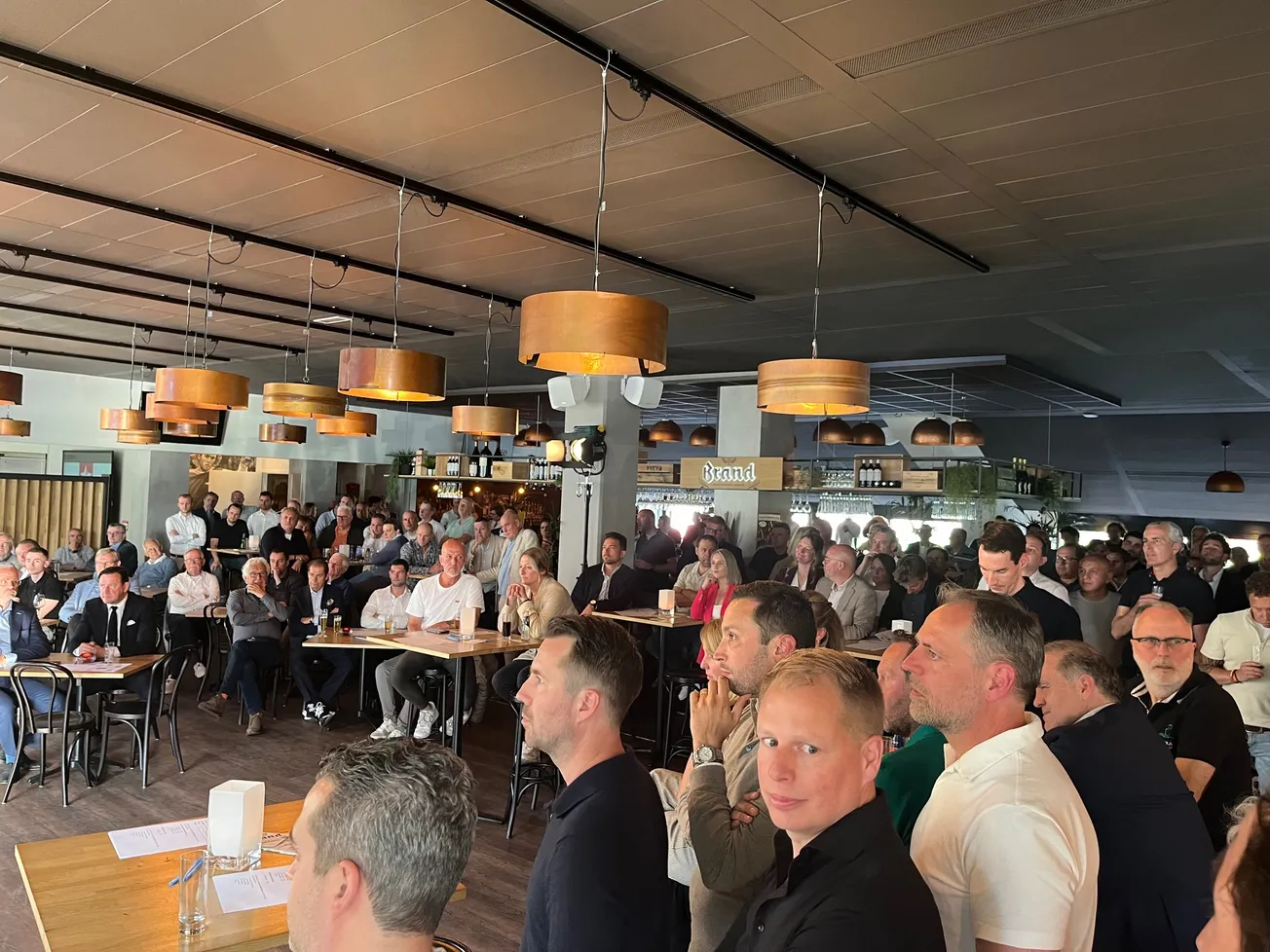 Ook sponsoren geloven weer in MVV