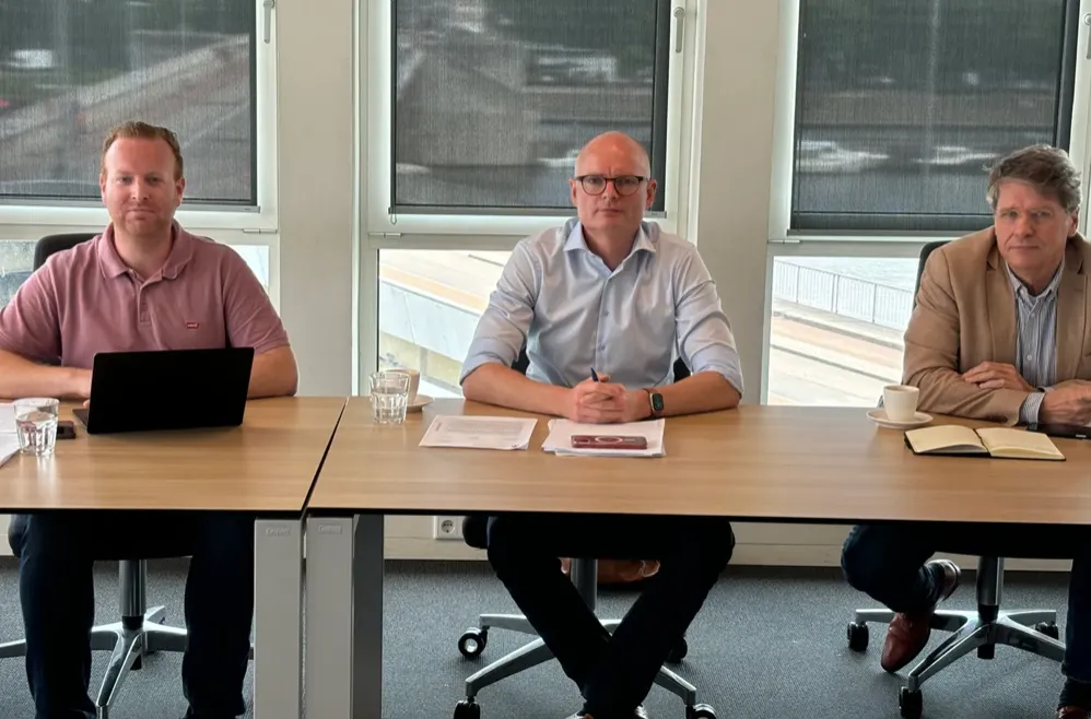 Wethouder speelt met politiek vuur