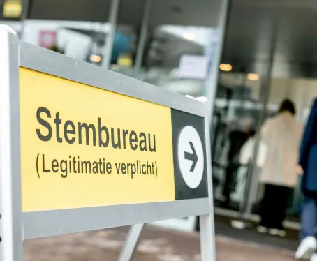 Raad ziet af van 13e maand: gemiste kans voor jongeren