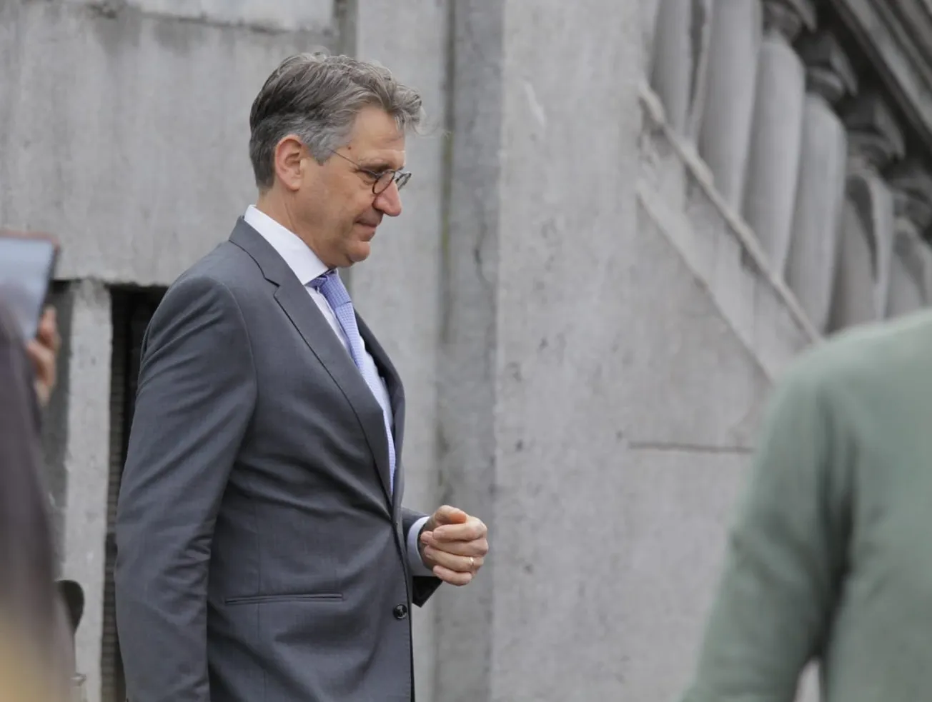 Hillenaar: "Onderwijsminister moet maatwerk leveren"