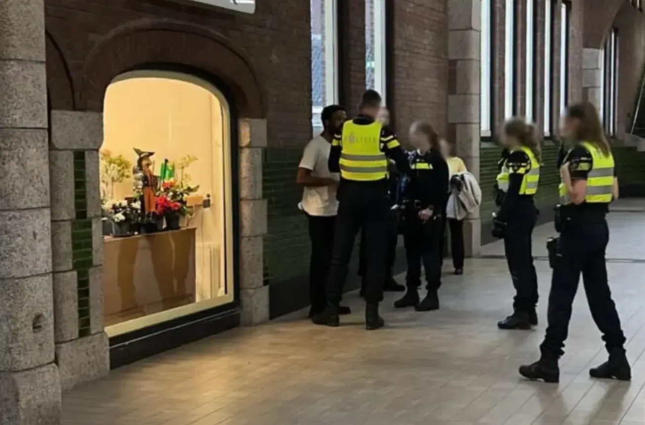 Politiek wil opheldering over gedrag politie bij evangelist