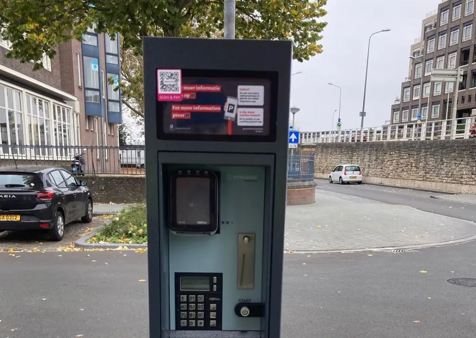 Fraudestickers op Easypark parkeerautomaten