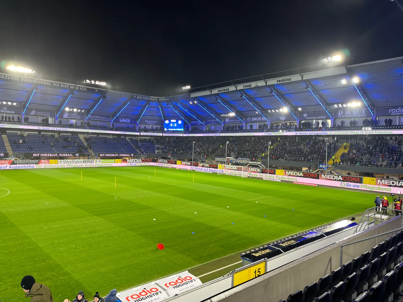 Acht uur in de auto om zoon te zien voetballen