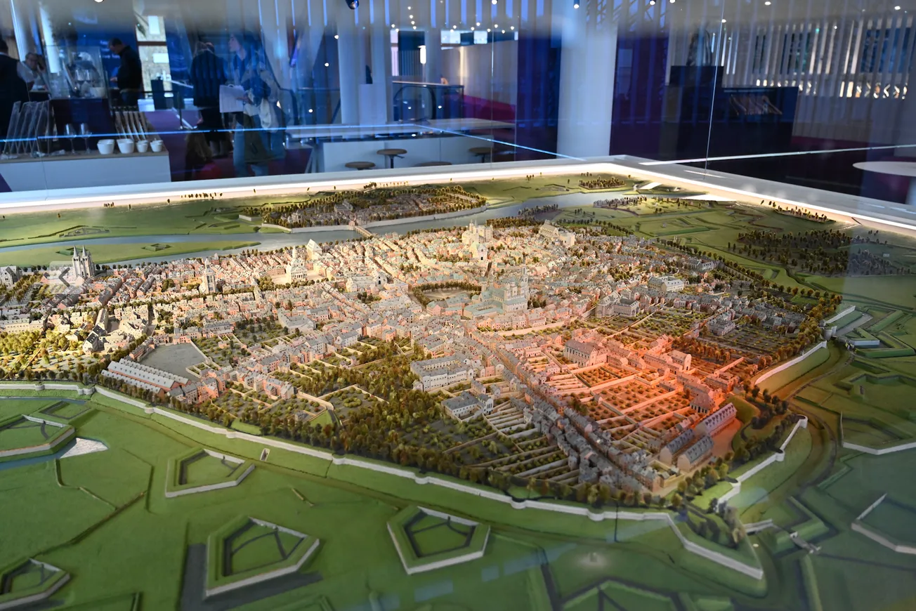 Kumulus naar Centre Ceramique kostte 9,8 miljoen euro