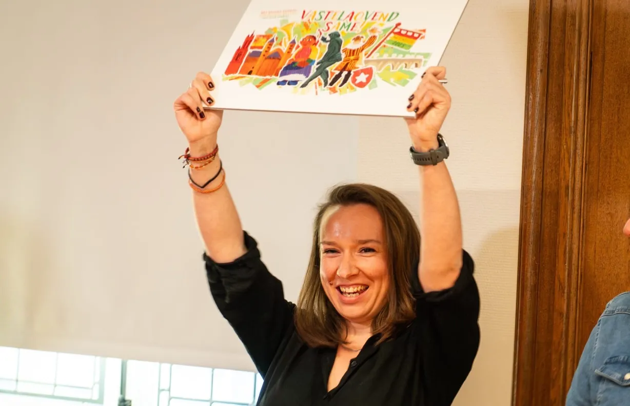 Dit is de winnende hardcup voor carnaval 2025