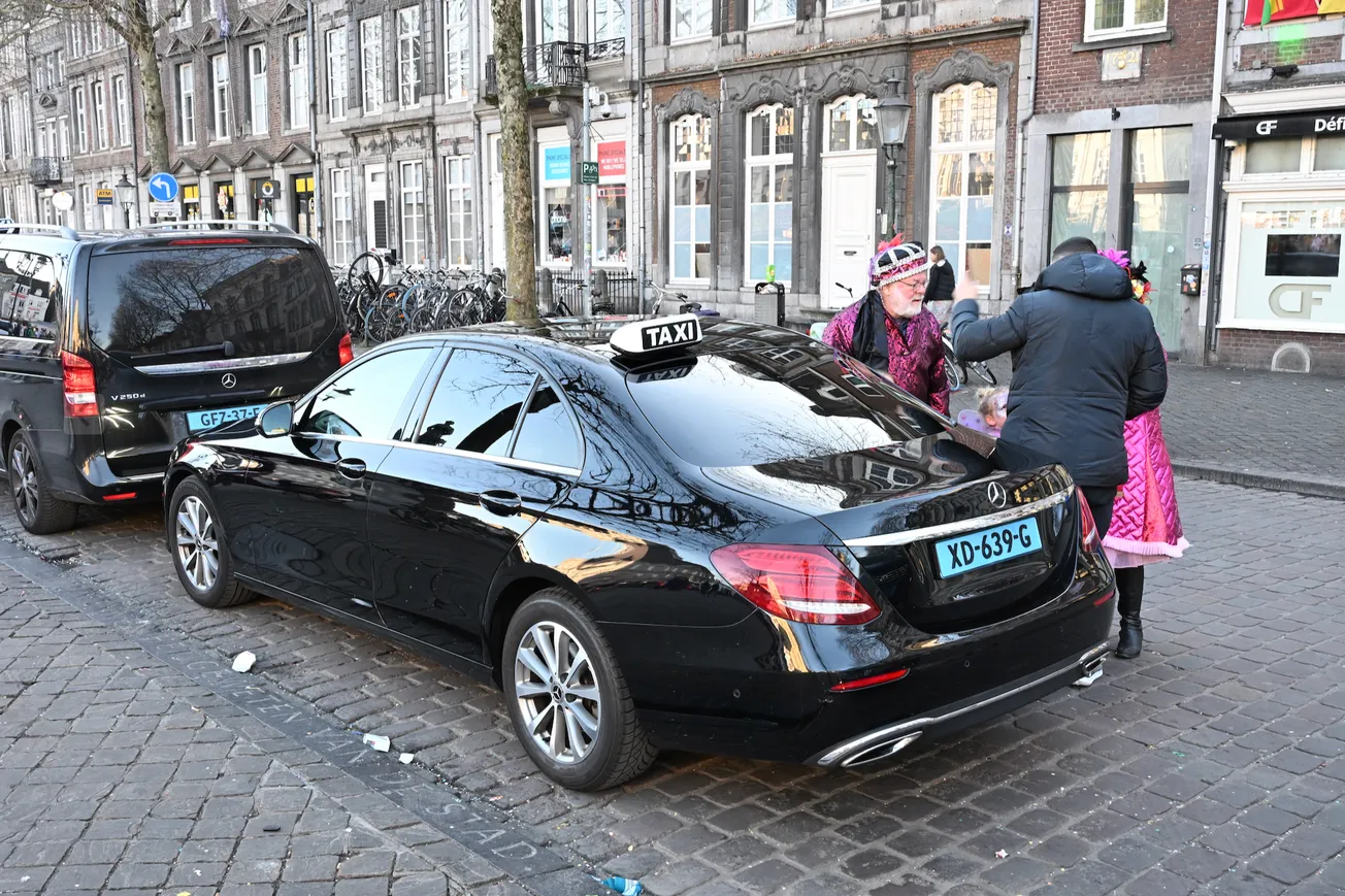 Taxi's tijdens Rieu: geen ontheffing is geen toegang