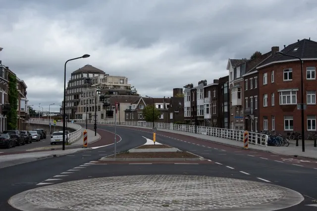Zebrapad weg bij druk kruispunt