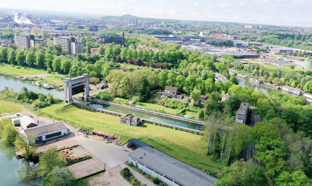 Groot onderhoud sluis Bosscherveld