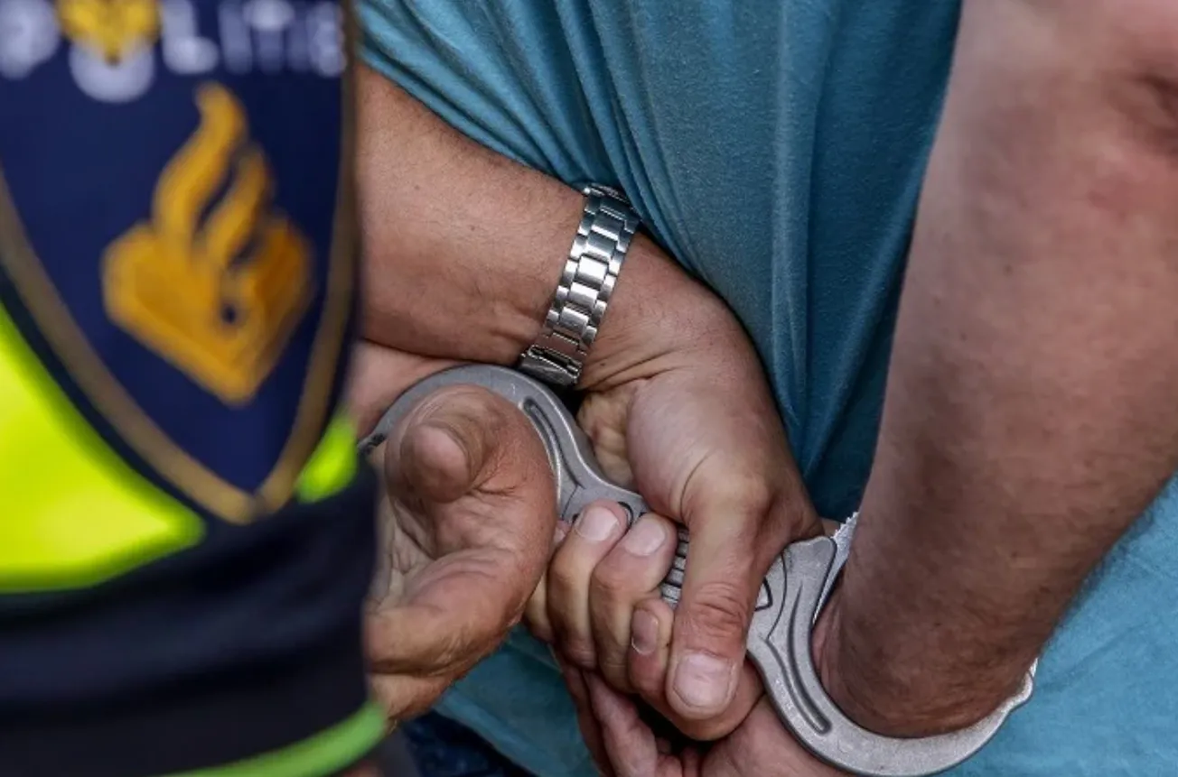 Zaak gebroken kaak en jukbeen: jongens 17 en 15 opgepakt