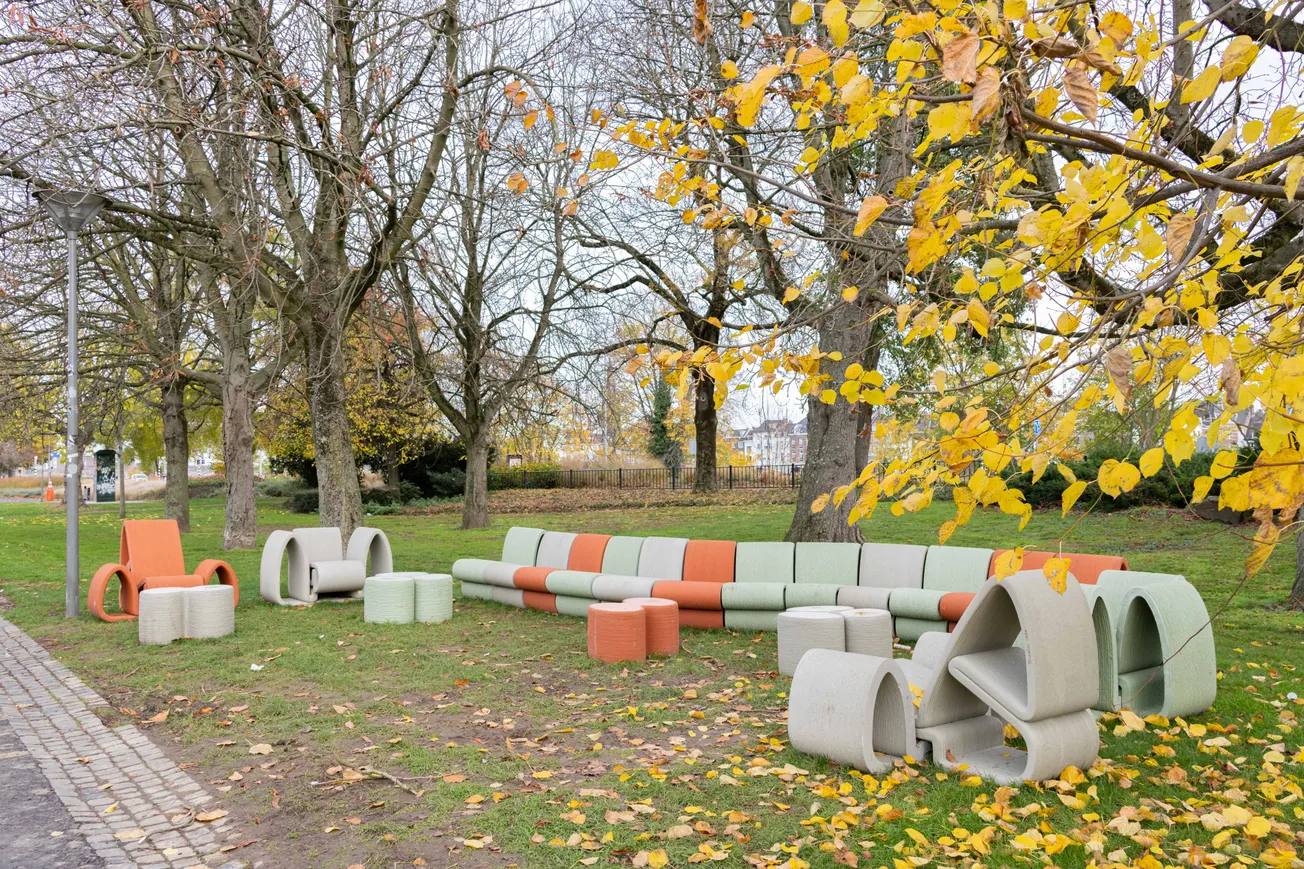 Stadspark opgefleurd met 3D-bankjes Mathieu Bruls