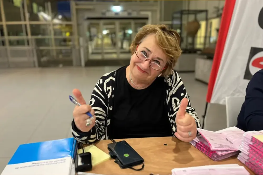 Anti-Wilders voorzitter stembureau stopt