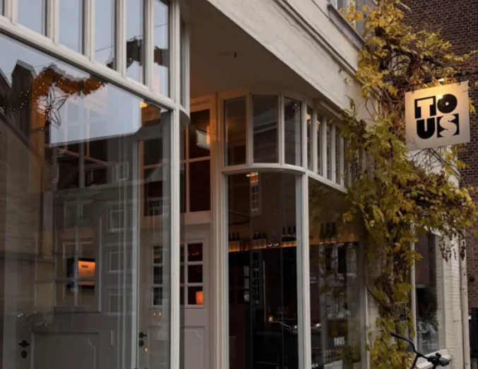 Horecanieuws: M'ART, Oesterbar en Tous