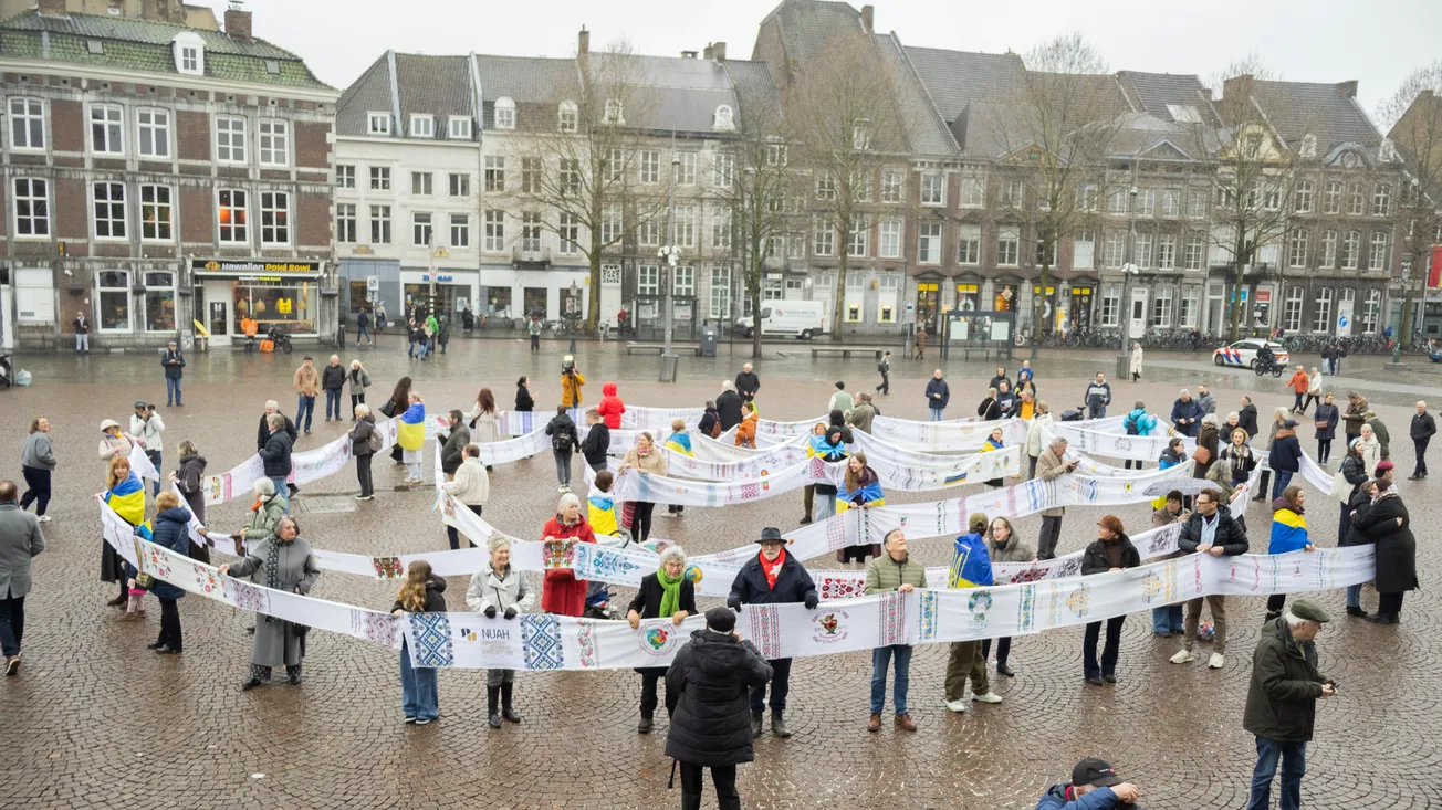Minuut stilte en Rushnyk voor Oekraïne